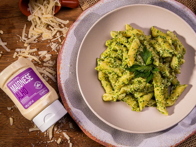 Penne com Pesto de Rúcula